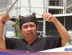 Kisah Raden Ilham ‘Kendalikan’ Hujan Di IKN Pakai 5 Keris & 1.000 Dupa