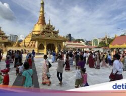 Umat Buddha Myanmar Peringati Masa Prapaskah Ke Pagoda Botataung