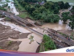 600 Penumpang KAI Batalkan Tiket Lantaran Bencana Ke Jalur Grobogan