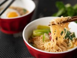 Kenapa Bumbu Mie Instan Tidak Boleh Dimasak? Ini Jawabannya