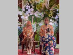Al Ghazali Sungkem Ke Mulan Jameela Pada Siraman, Ahmad Dhani Menahan Tangis