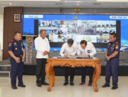 Kejagung Serahkan 5 Unit Kapal Hasil Rampasan Bangsa Ke KKP
