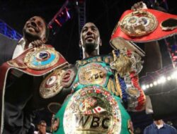 Terence Crawford Lengserkan Canelo Untuk Kampiun 3 Divisi Tak Terbantahkan