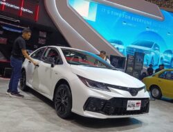 Pakai Emblem GR, Corolla Altis HEV Dijual Rp600 Jutaan