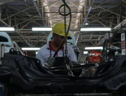 Pemutusan Hubungan Kerja Terjadi Ke Industri Komponen Di APM Diminta Tak Rumahkan Pekerja