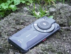 3 HP Paling Bertahan Banting Ke Dunia, Cocok Untuk Pekerja Lapangan dan Petualang