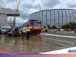 Genangan Air Rob Serbu Utara Jakarta, Kawasan Ancol Ikut Terdampak