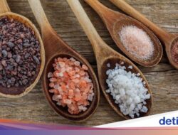 Sering Salah Pakai Garam? Kenali Beda Garam Perabot, Himalaya, dan Laut
