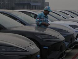 Airlangga Sebut Kendaraan Pribadi Elektrik Laku, Bikin Harga Kendaraan Pribadi Bensin Turun