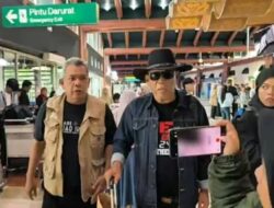 Pengacara Eggi Sudjana Sampaikan Pesan Ini Di Kubu Roy Suryo Cs