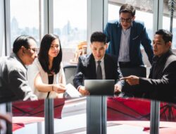 Efektif Di Memperkuat Hubungan Internal Perusahaan