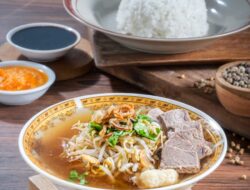 Nikmatnya Spesial Soto Boyolali Hj. Hesti, Masakan Mudik yang Di Sebab Itu Simbol Kebersamaan Keluarga