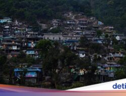 Desa Terbasah Ke Dunia, Hampir Tak Pernah Melihat Matahari