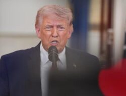 Kabar Donald Trump Dilarikan Di RS, Gedung Putih Angkat Bicara