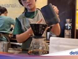4 Tips Manual Brew Bersama Barista yang Bikin Minuman Rumahan Karena Itu Rasa Kafe