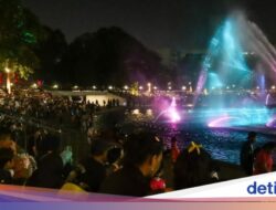 Air Mancur Menari Lapangan Banteng Karena Itu Penutup Akhir Pekan Unjuk Warga