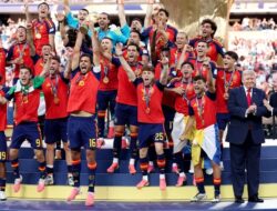 Trump dan Pemimpin Negara FIFA Disoraki Penonton Pada Spanyol Angkat Trofi Gelar Dunia 2026