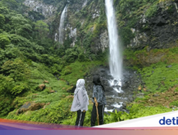 2 Jam Jalan Kaki Di Curug Cileat, Hadiahnya Air Terjun Raksasa Di Di Hutan Subang